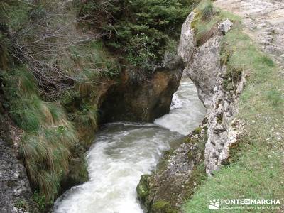 Salto del Nervión - Salinas de Añana - Parque Natural de Valderejo;bosques en madrid mejores rutas